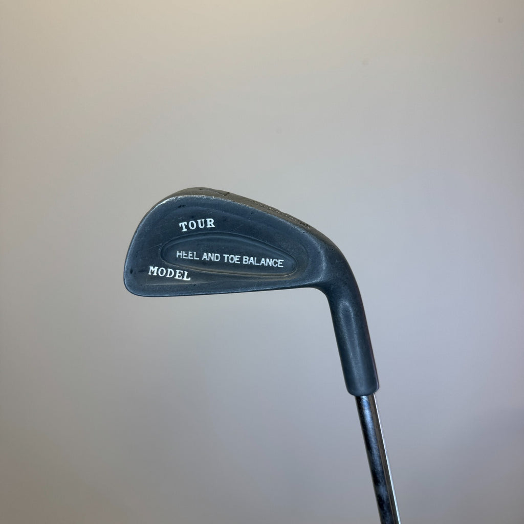 Tour Model Heel & Toe Balance 7 Iron | Steel Regular | RH