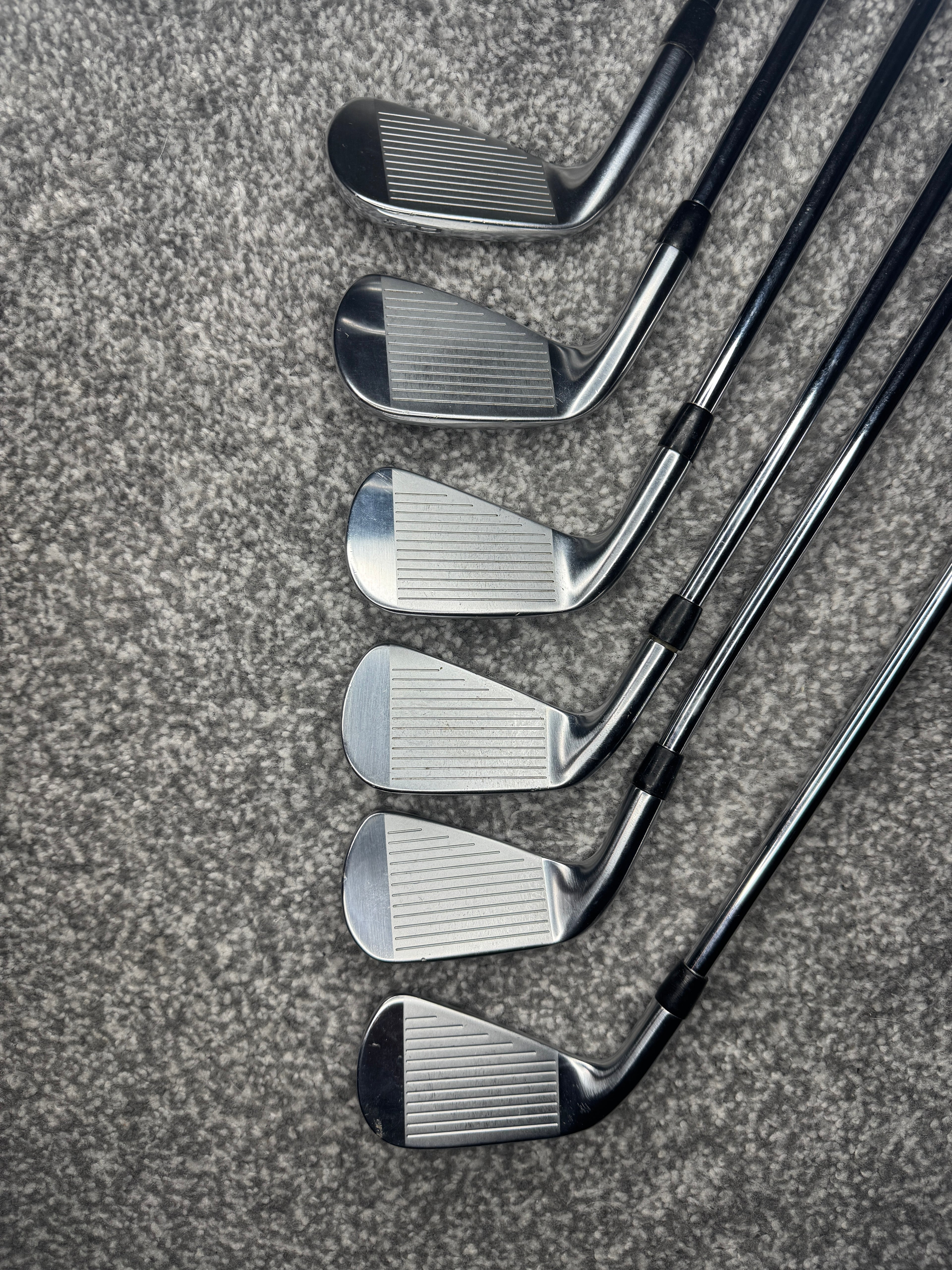 Titleist T200 2019 Iron Set (4–PW 43°) | True Temper AMT S300 | Right-Handed | Like New