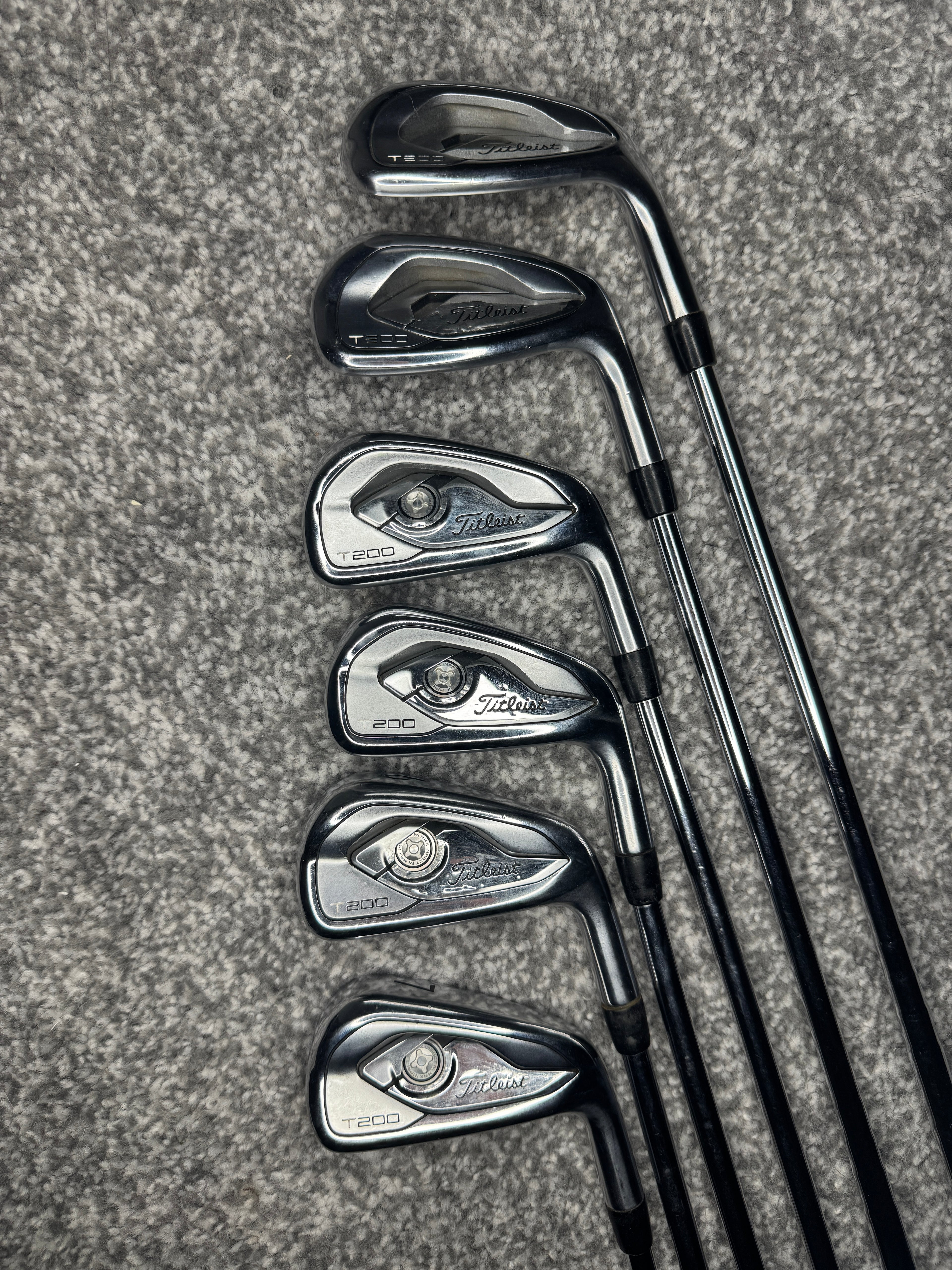 Titleist T200 2019 Iron Set (4–PW 43°) | True Temper AMT S300 | Right-Handed | Like New
