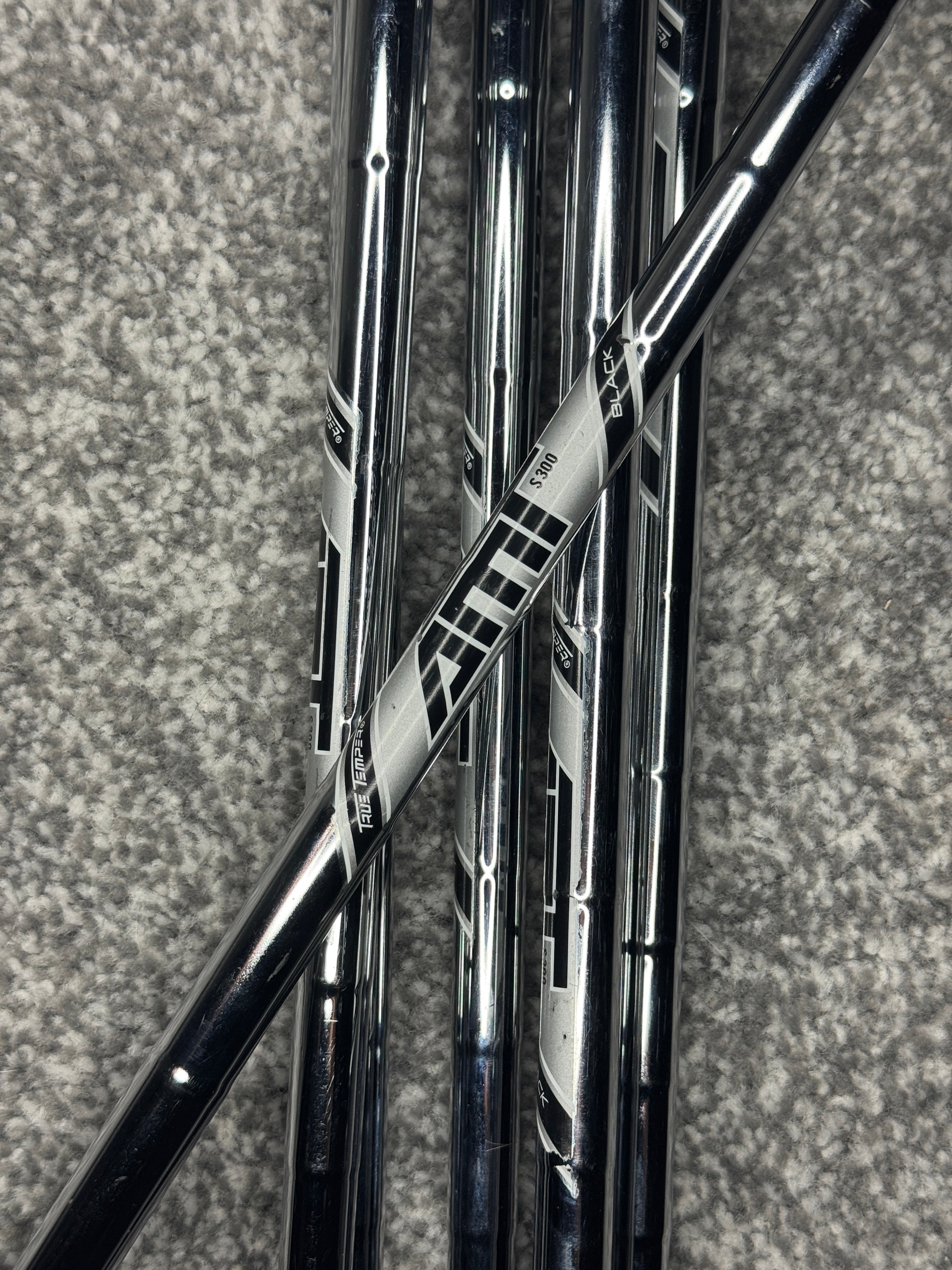 Titleist T200 2019 Iron Set (4–PW 43°) | True Temper AMT S300 | Right-Handed | Like New