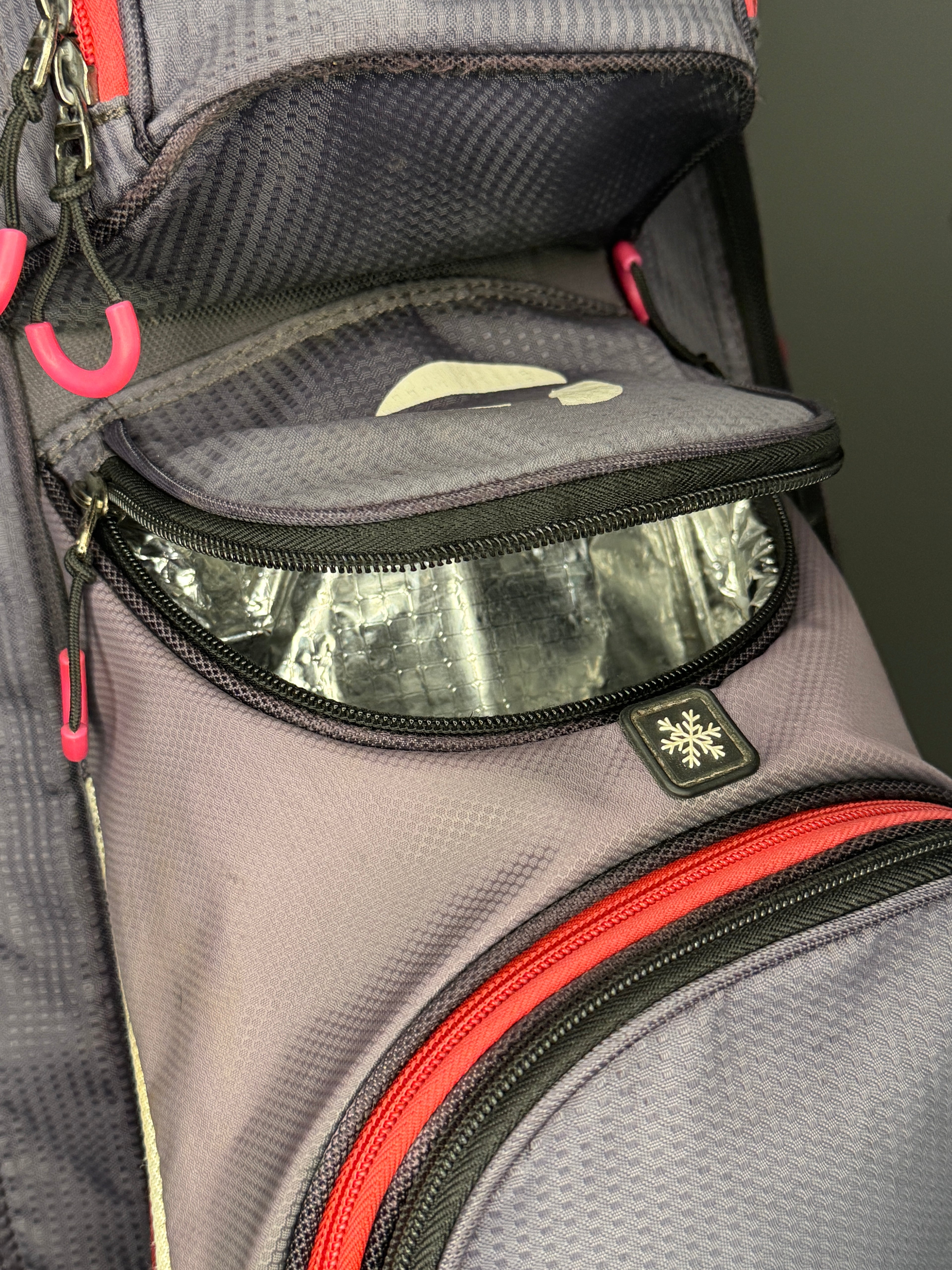 TaylorMade Pro Cart 6.0 Golf Bag – 14-Way | 9 Pockets + Cooler | Good Condition