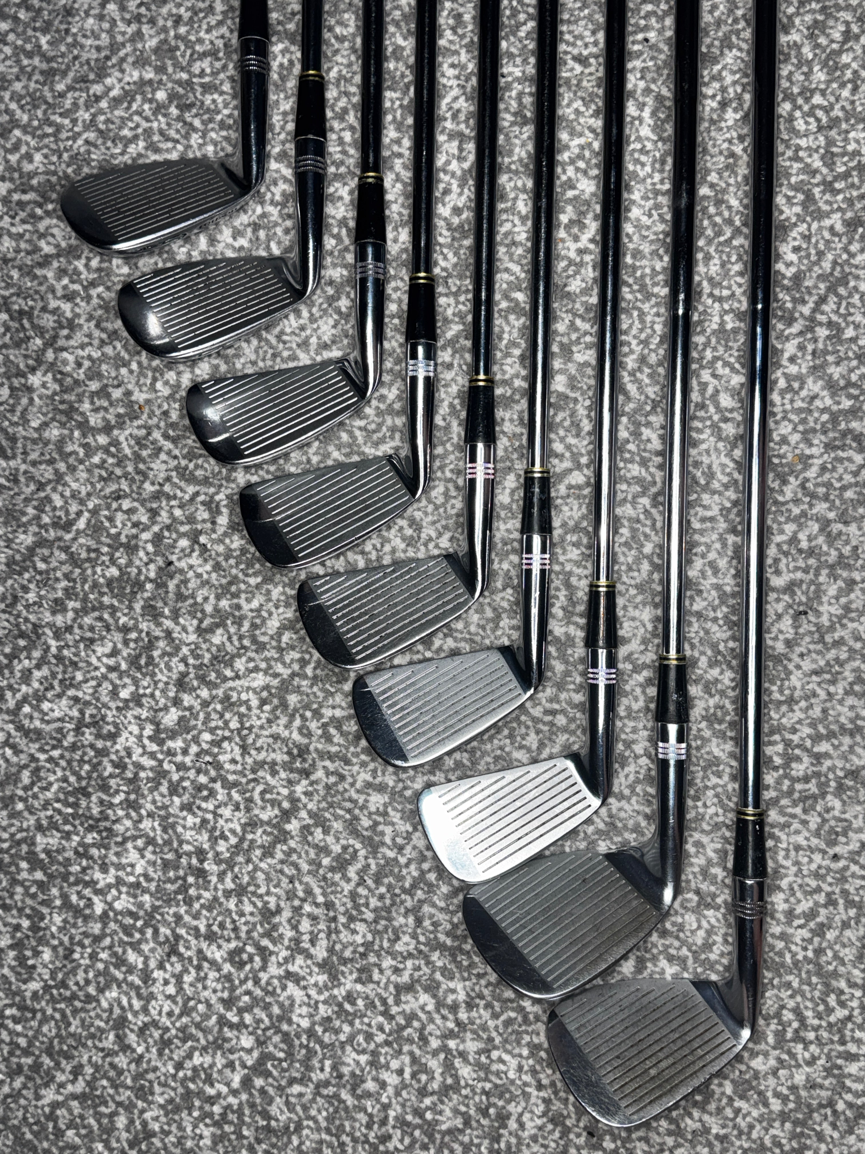 Wilson Staff Tour Blade FG-17 Iron Set 3-SW | Right-Handed | Excellent Condition