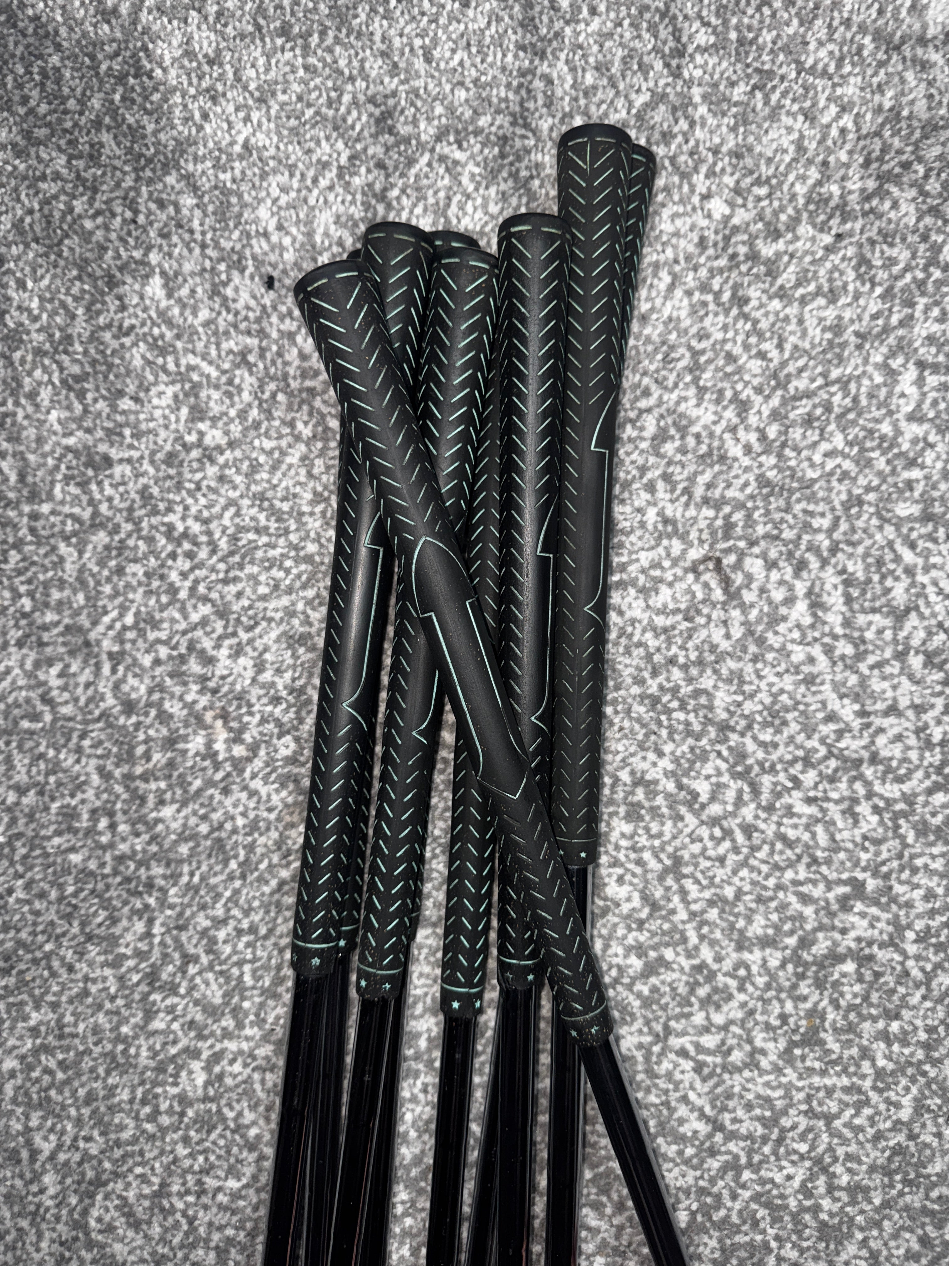 Wilson Staff Tour Blade FG-17 Iron Set 3-SW | Right-Handed | Excellent Condition