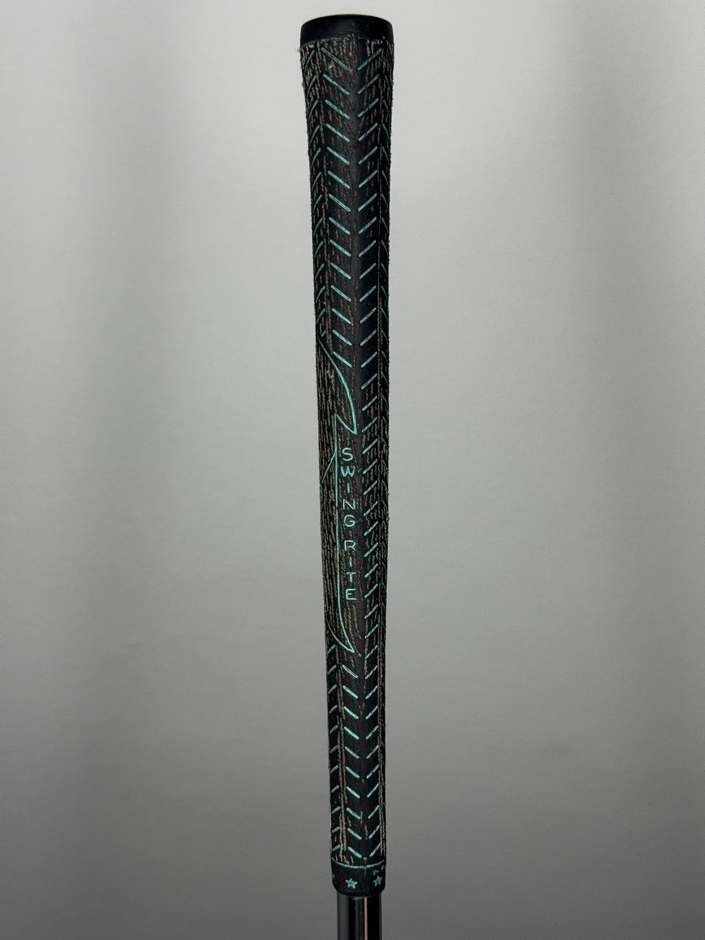 EEE3ZZZ 8 Iron | Right-Handed | Steel Shaft | Regular Flex | Good Condition