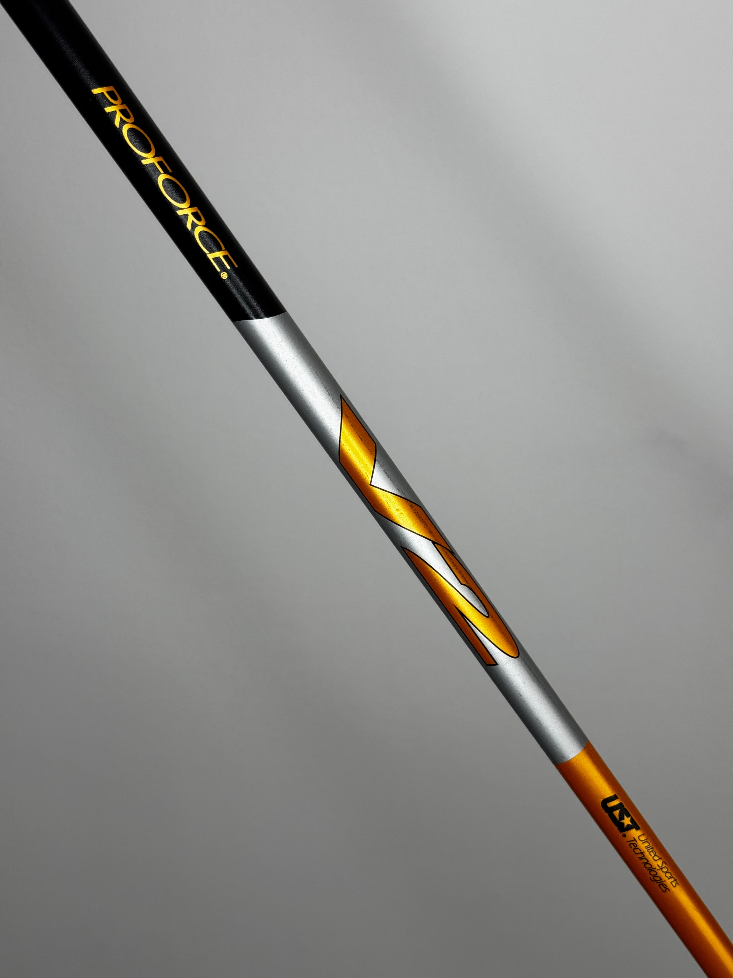 Titleist 909D3 Driver 8.5° | Right-Handed | X Stiff Flex | Good Condition