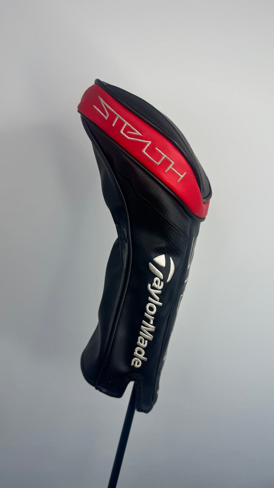 TaylorMade Stealth Plus+ 9° Driver w/HC | Kai'li White 60S Stiff | RH