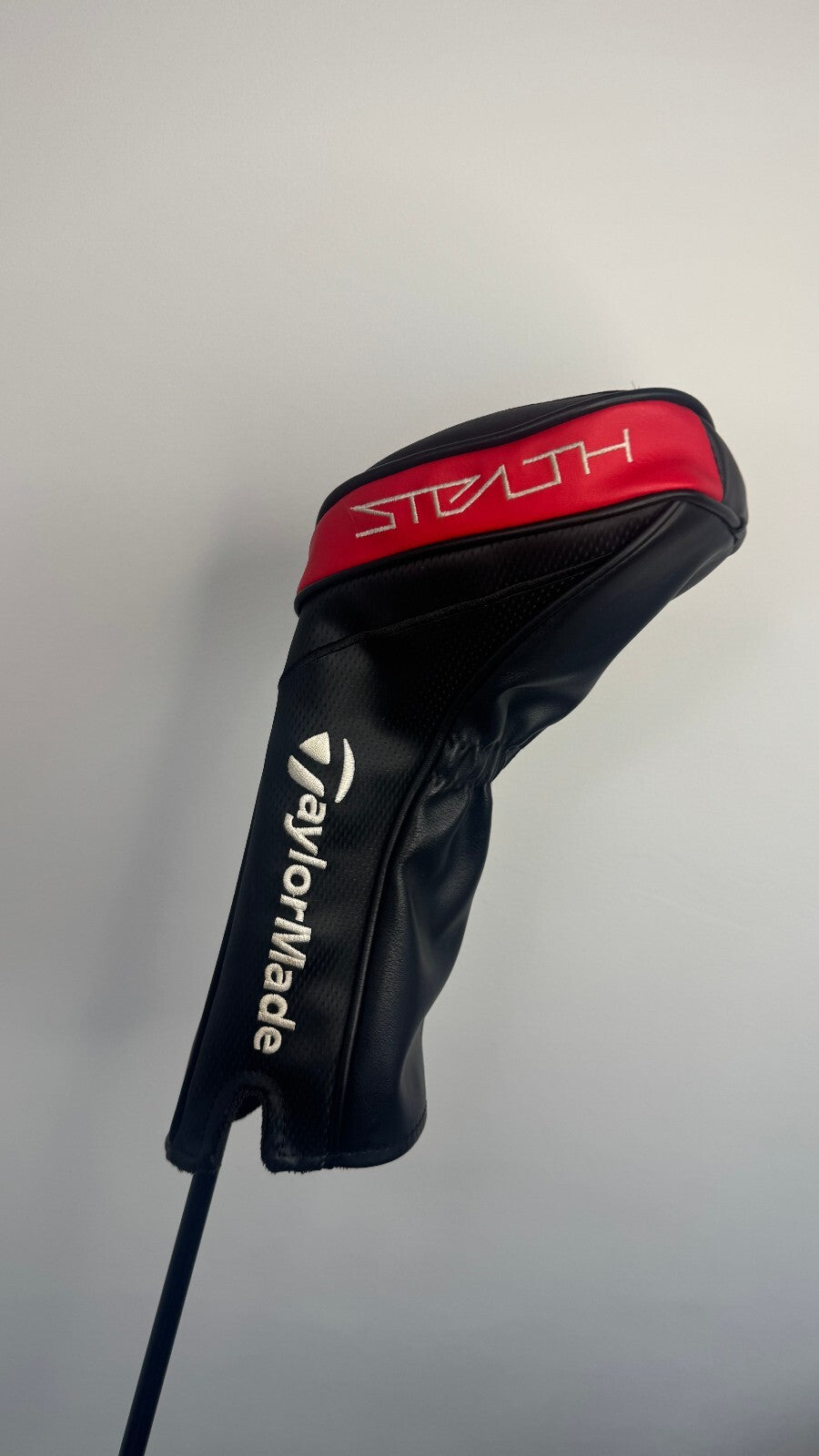 TaylorMade Stealth Plus+ 9° Driver w/HC | Kai'li White 60S Stiff | RH