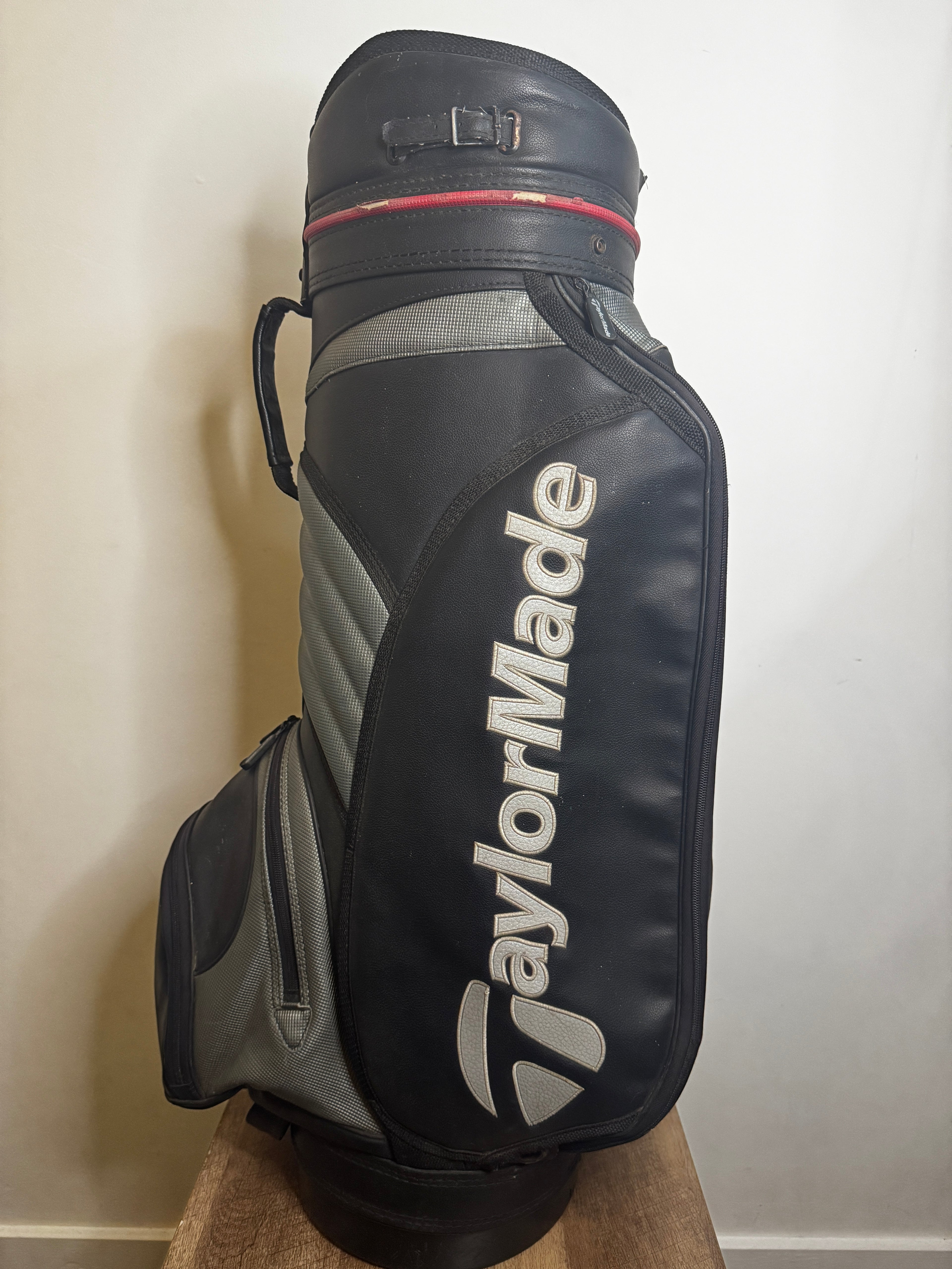 TaylorMade Leather Tour Cart Bag | 6-Way Divider | Adjustable to 3-Way | Good Condition
