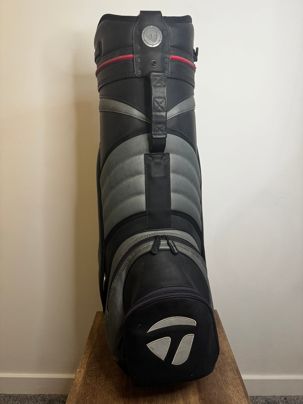 TaylorMade Leather Tour Cart Bag | 6-Way Divider | Adjustable to 3-Way | Good Condition