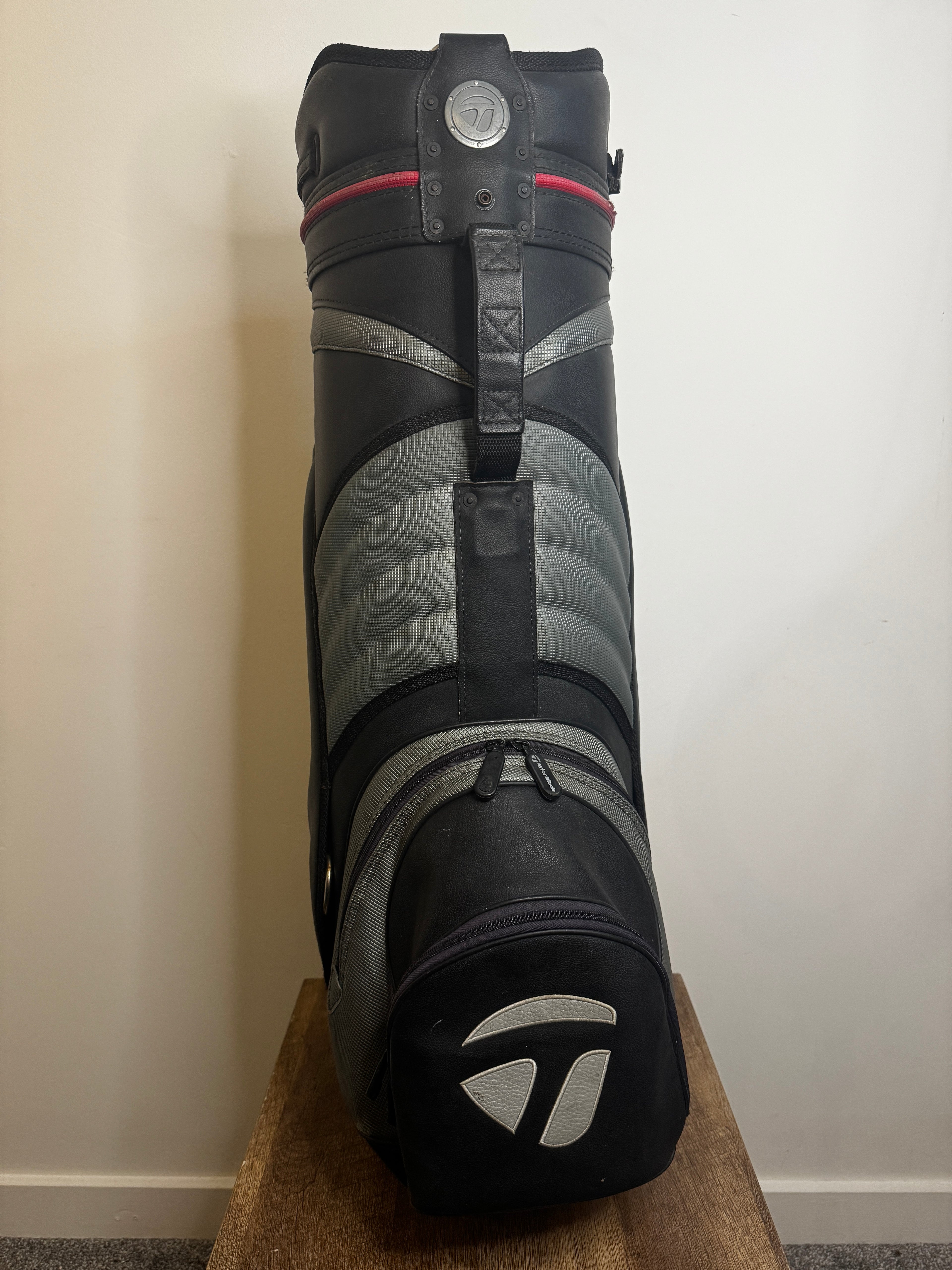 TaylorMade Leather Tour Cart Bag | 6-Way Divider | Adjustable to 3-Way | Good Condition