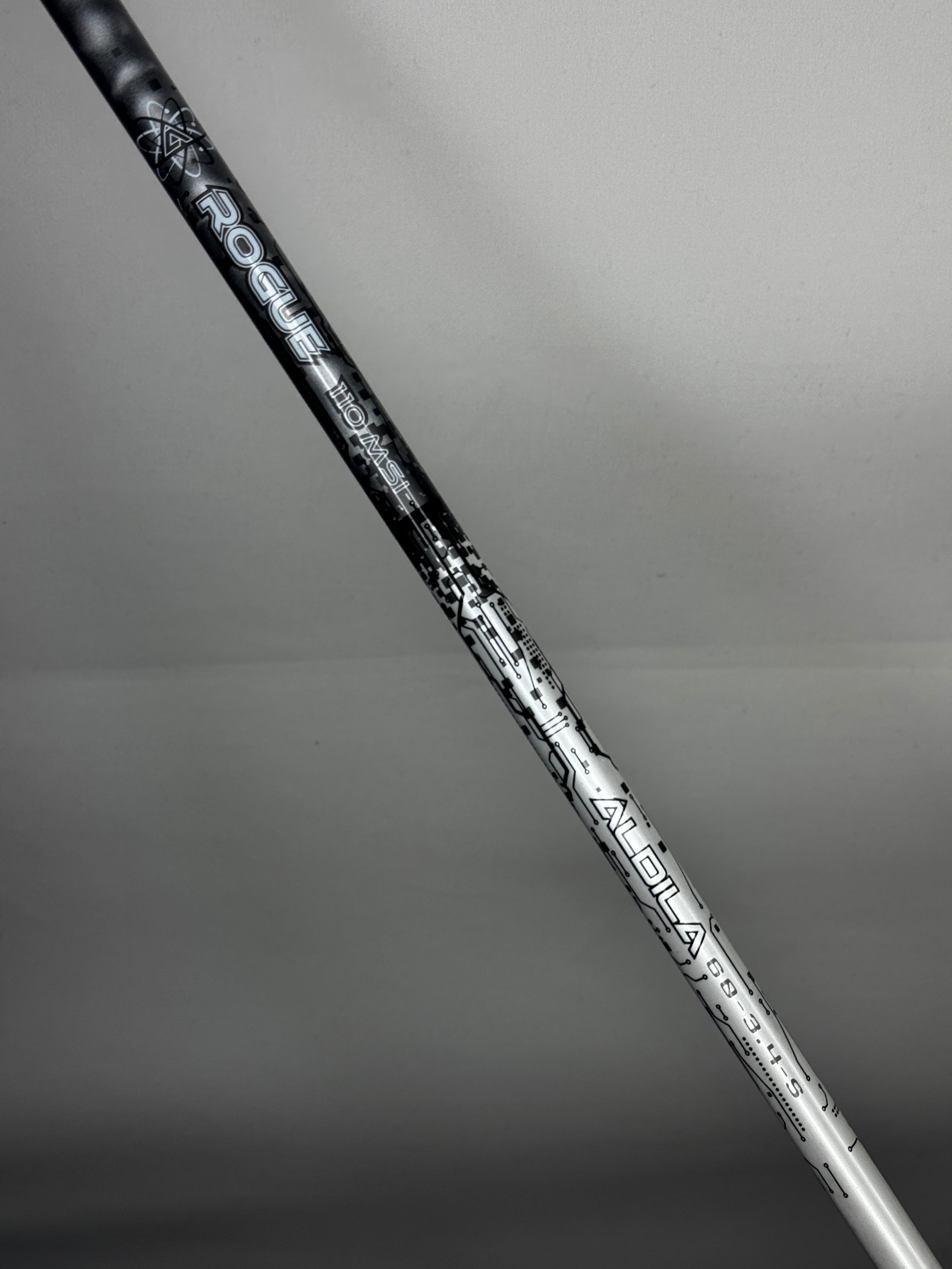 Titleist 915 D3 Driver 9.5° | Right-Handed | Aldila Rogue 110 MSI Stiff | Good Condition