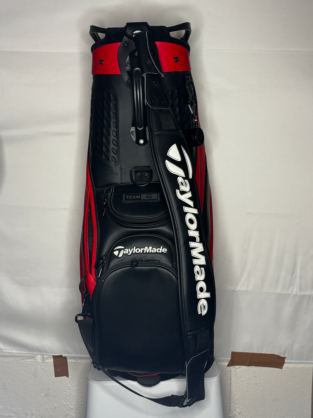 TaylorMade Tour Staff Stealth Cart Bag | Red & Black | With Rain Cover | Very Good Condition